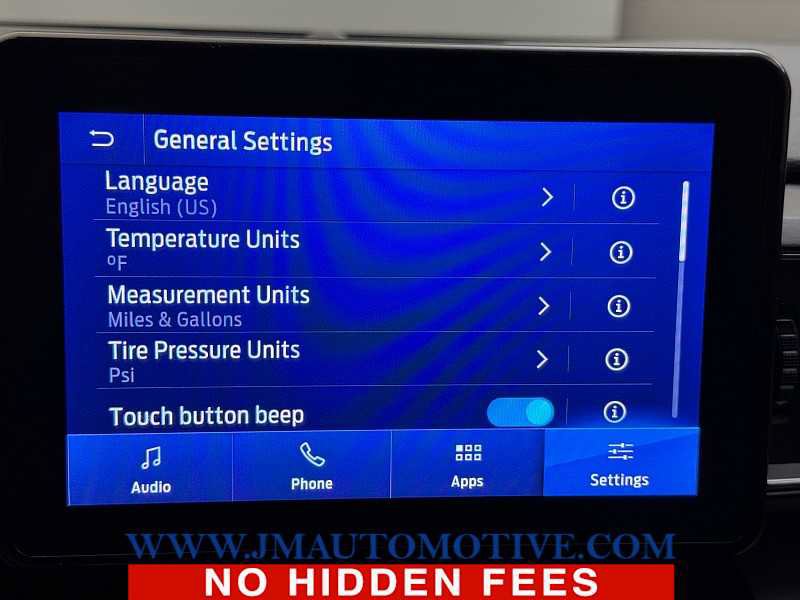 Used 2020 Ford Explorer XLT w/ Equipment Group 202A AWD/4WD image 31