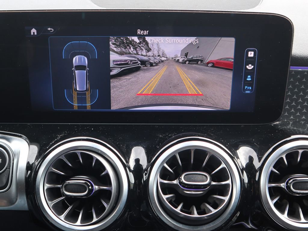 Certified 2025 Mercedes-Benz GLB 250 image 16