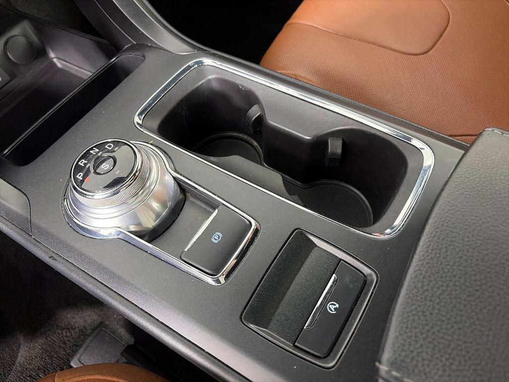 Used 2020 Ford Fusion Titanium FWD image 22