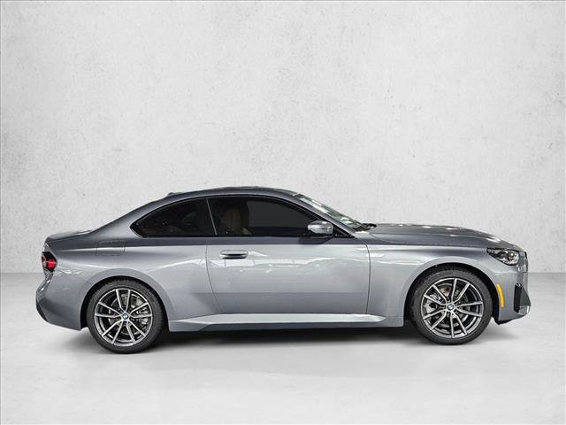 Used 2026 BMW 230i Coupe w/ Convenience Package image 4