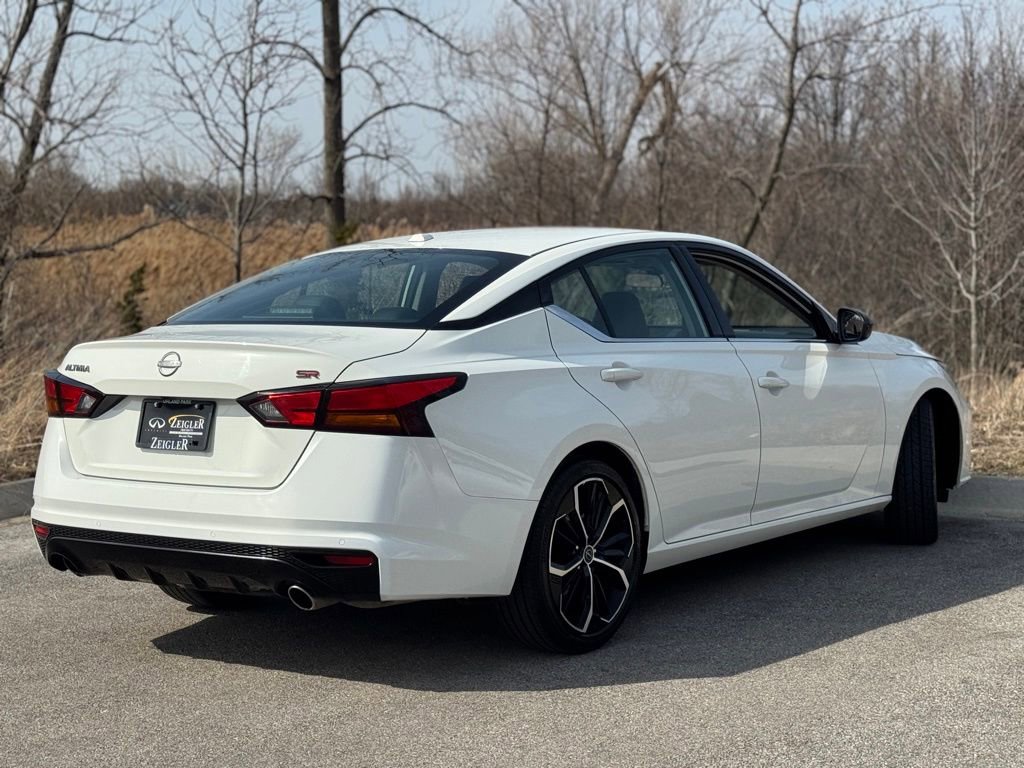Certified 2024 Nissan Altima 2.5 SR FWD image 6