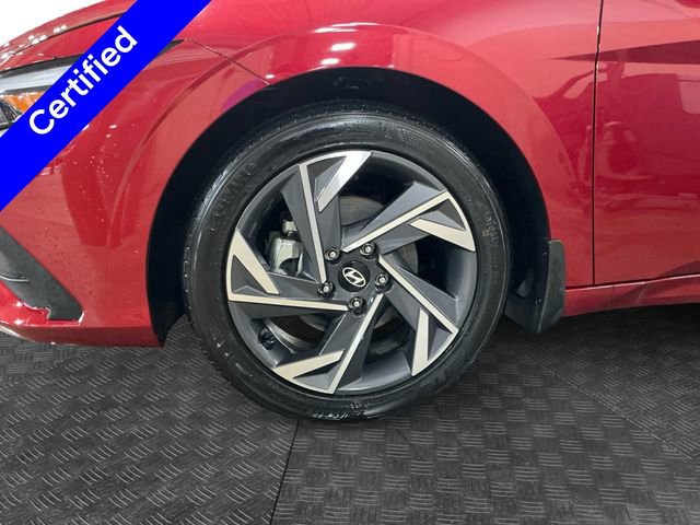 Certified 2025 Hyundai Elantra Sport image 15