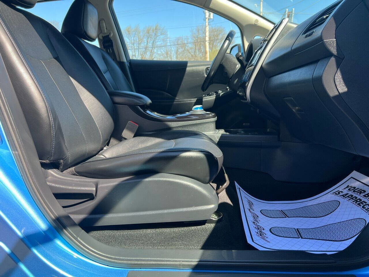 Used 2014 Nissan Leaf SL w/ Premium Package image 60