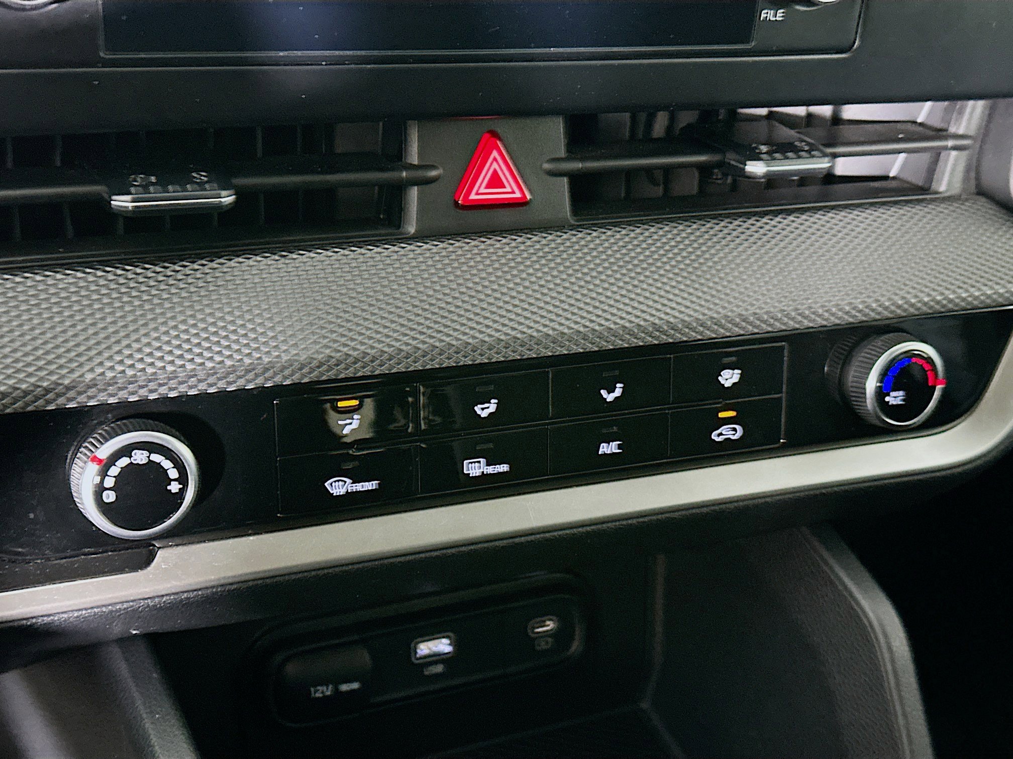 Used 2024 Kia Sportage LX image 23