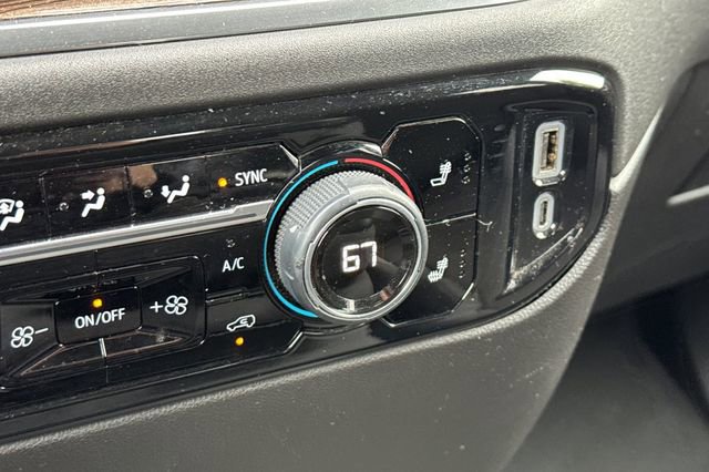 Used 2025 Chevrolet Silverado 1500 LT image 30