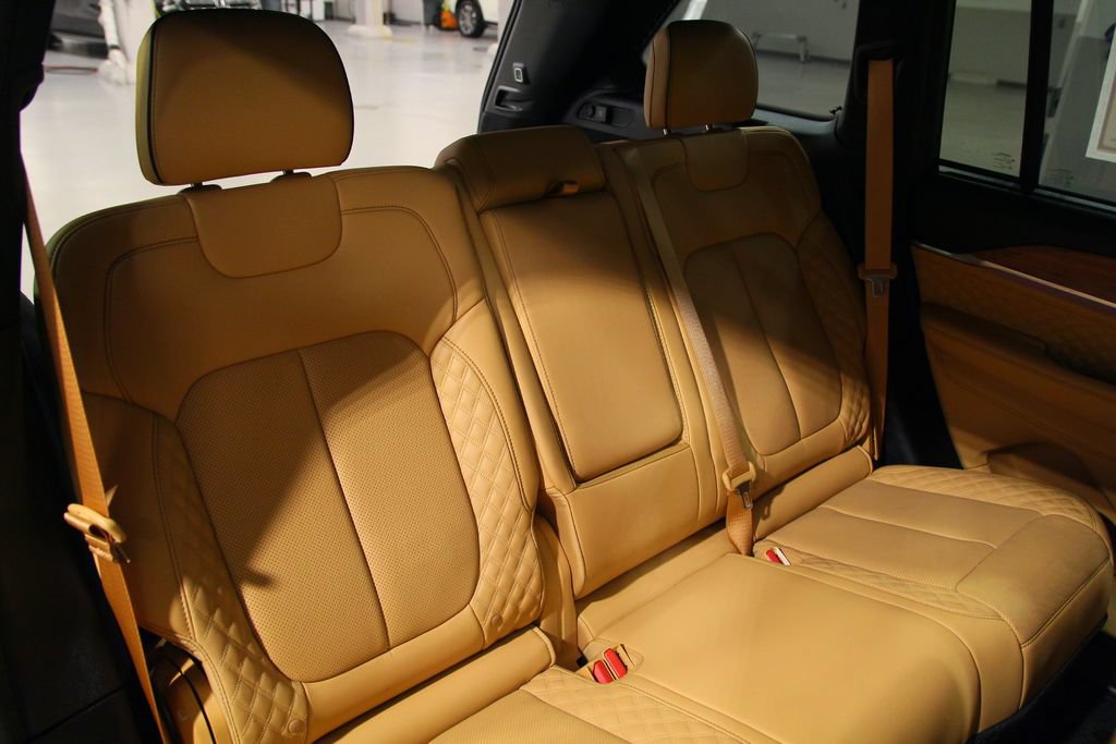 Used 2024 Jeep Grand Cherokee Summit AWD/4WD image 26