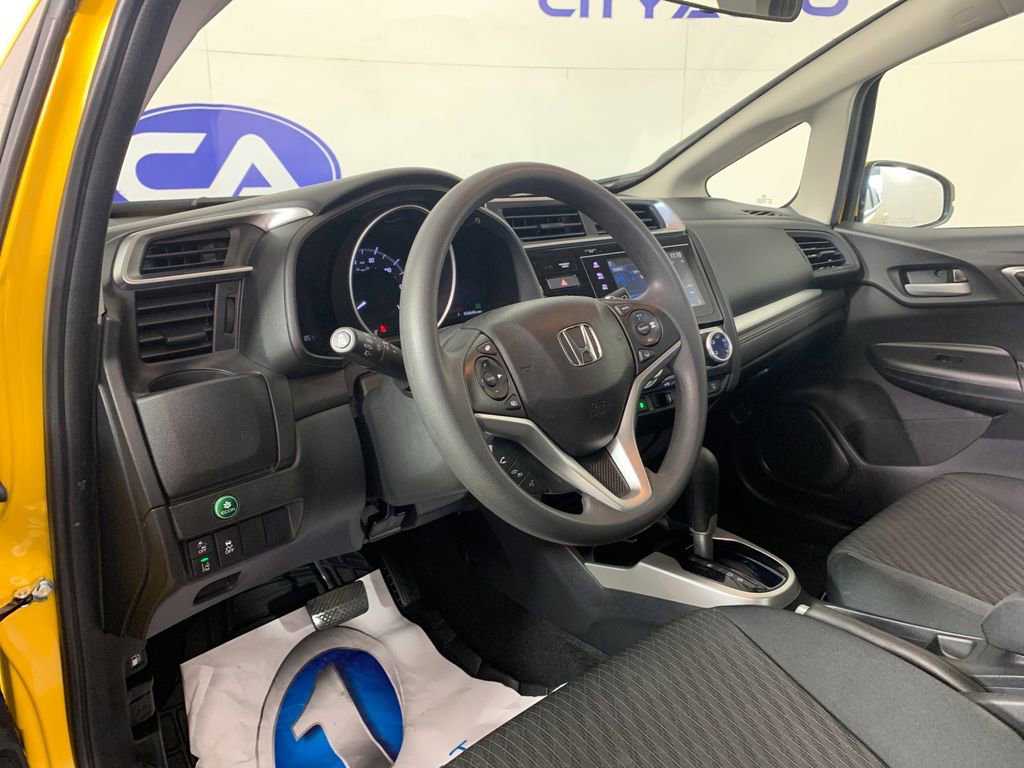 Used 2018 Honda Fit EX image 16