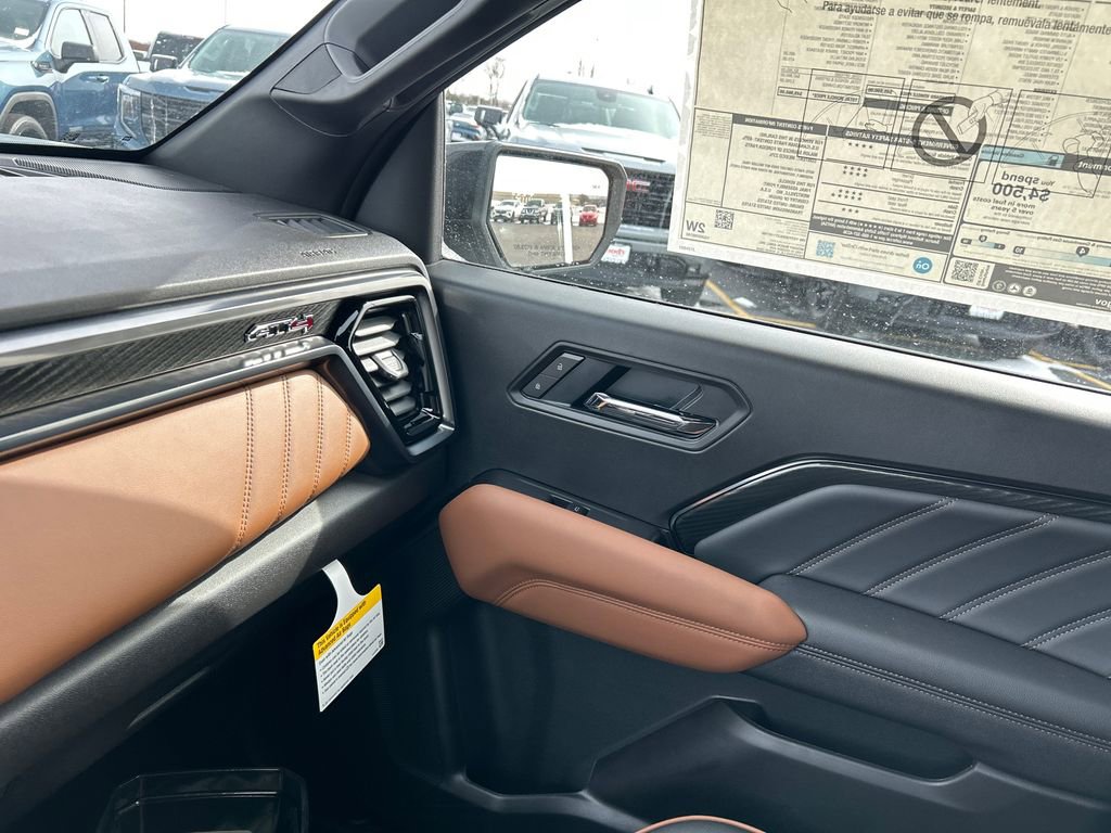 New 2026 GMC Canyon AT4 w/ AT4 Premium Package AWD/4WD image 28