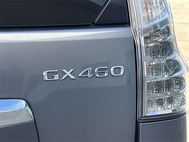 Used 2017 Lexus GX 460 image 8