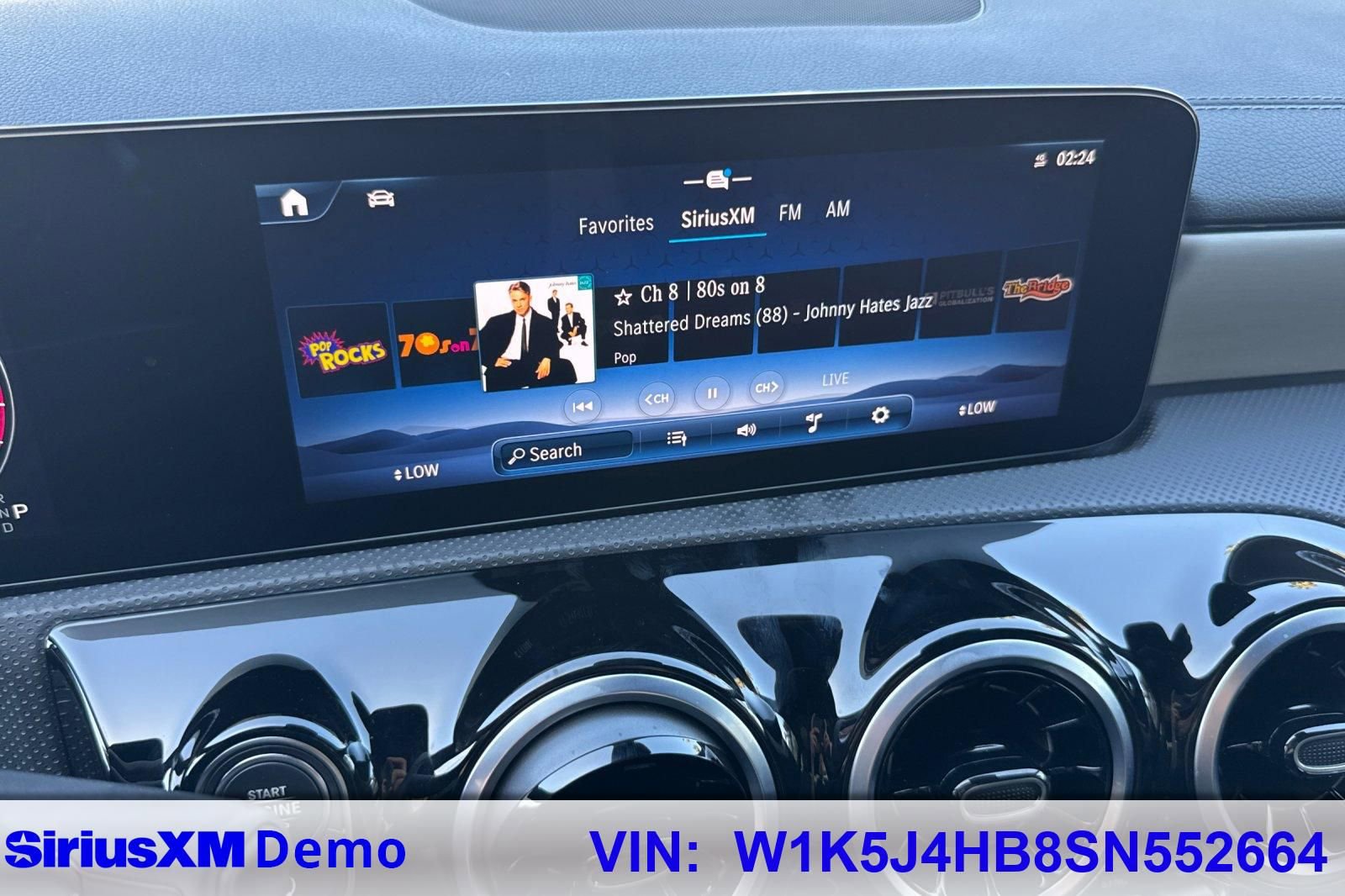 Certified 2025 Mercedes-Benz CLA 250 4MATIC image 33