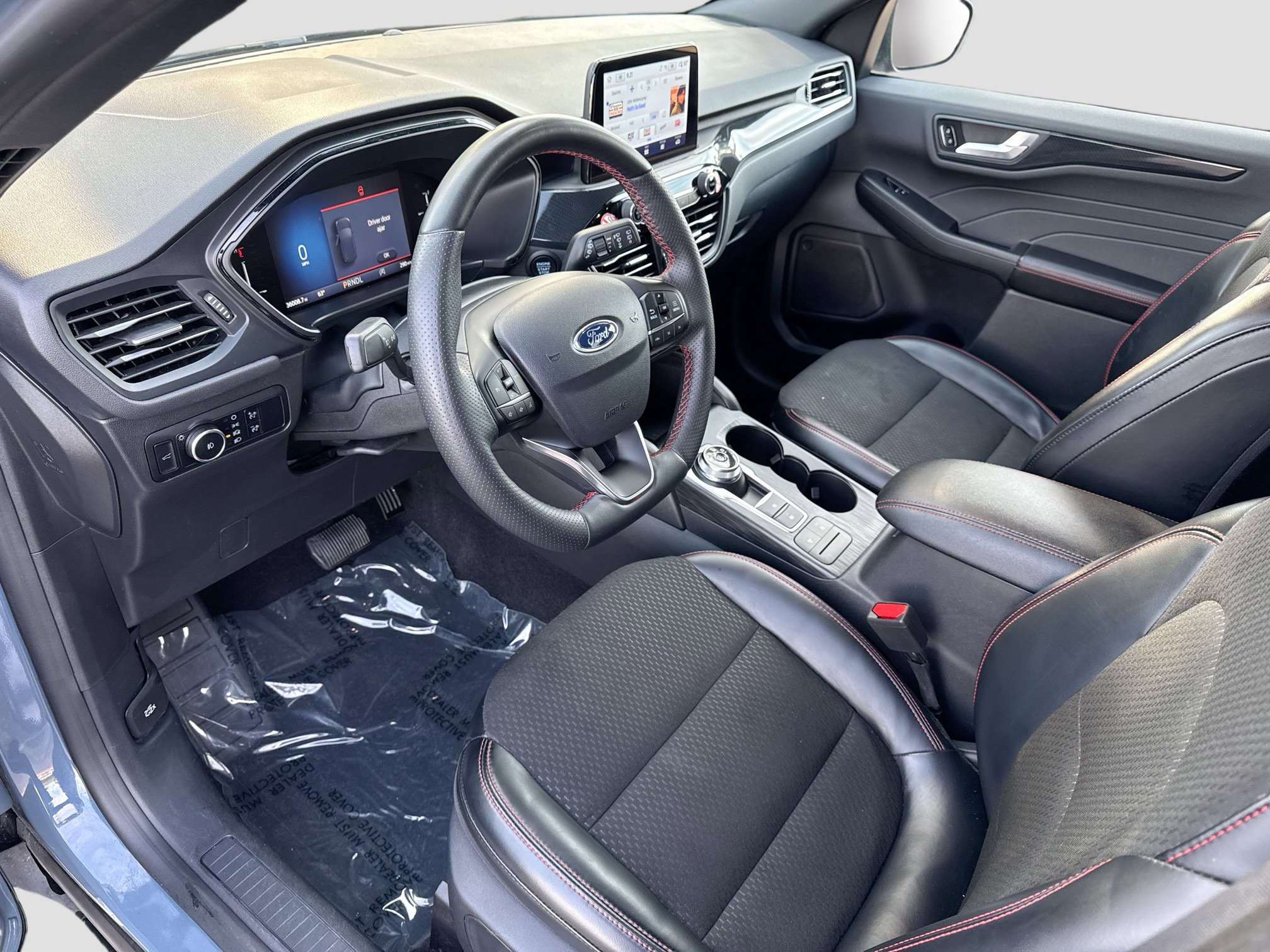 Used 2025 Ford Escape ST-Line Select image 26