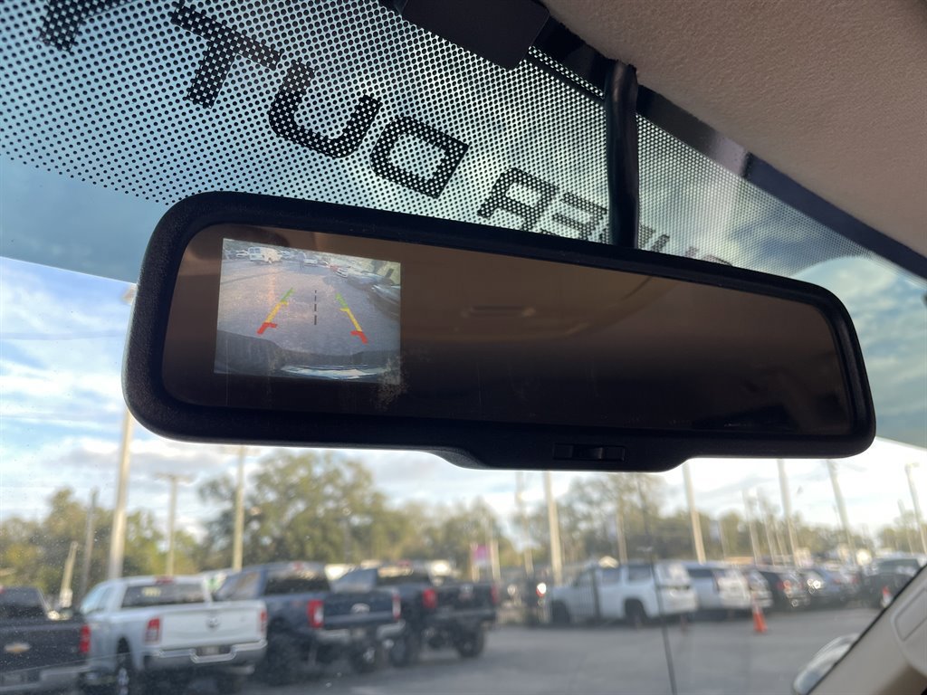 Used 2010 Ford F250 Lariat image 27