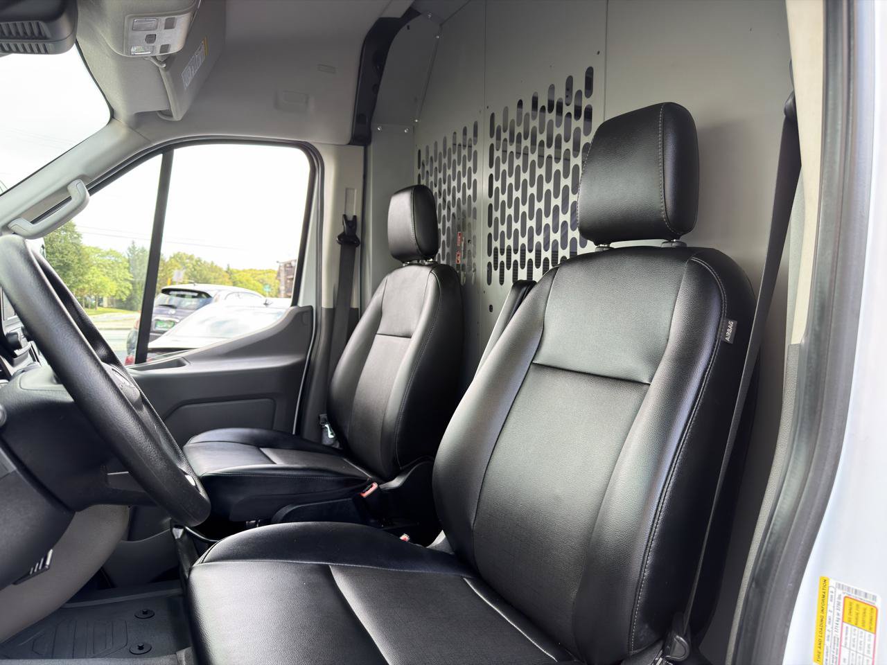 Used 2022 Ford Transit 250 Medium Roof RWD image 11