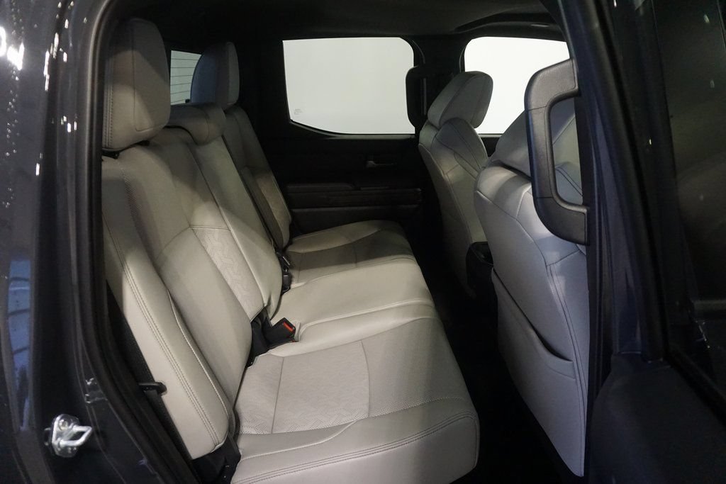 Certified 2025 Toyota Tacoma Limited AWD/4WD image 24