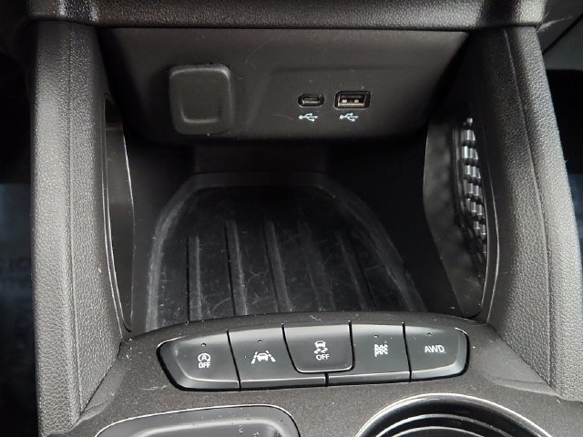 Used 2025 Chevrolet TrailBlazer LT AWD/4WD image 39