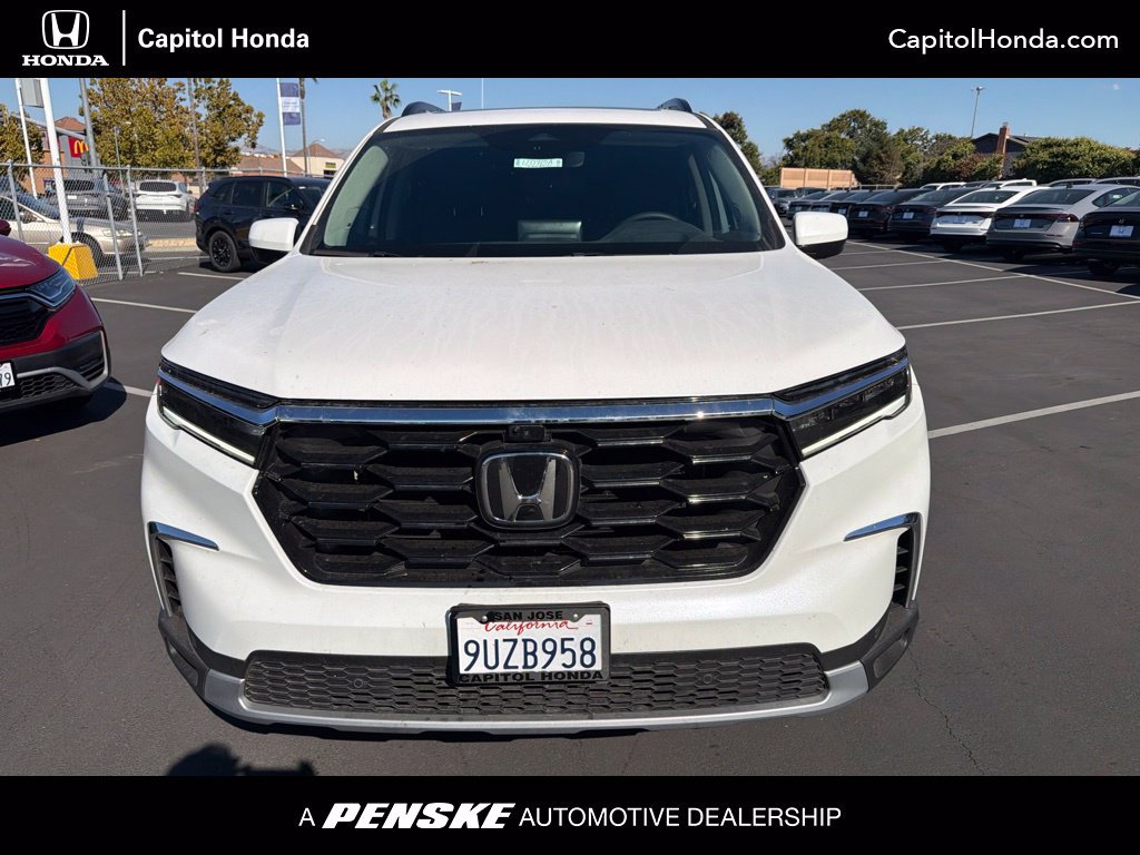 Certified 2025 Honda Pilot Elite