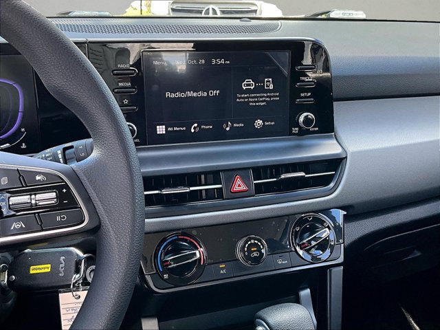 Used 2026 Kia Seltos LX FWD image 8