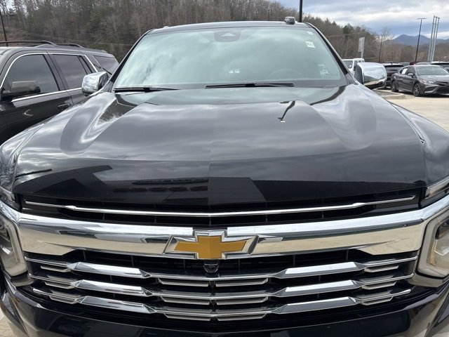 Used 2025 Chevrolet Tahoe Premier w/ Sun And Tow Package image 13