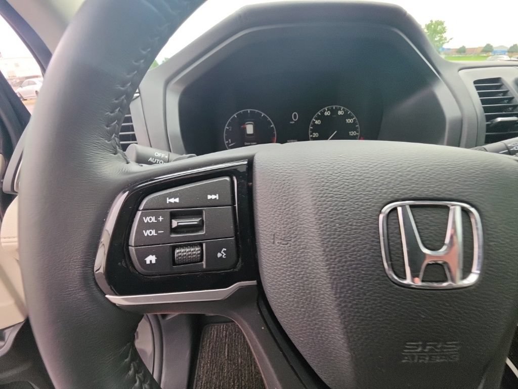 Used 2026 Honda Odyssey EX-L image 16