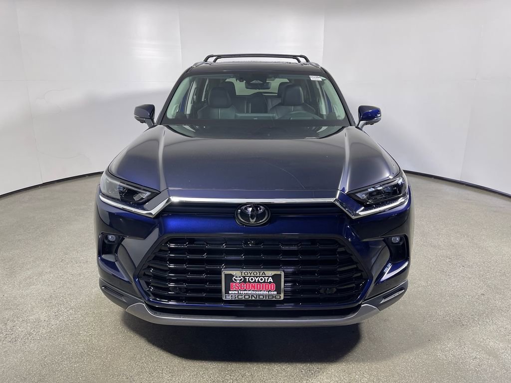 New 2026 Toyota Grand Highlander Platinum image 8