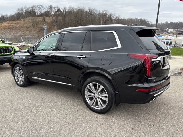 Used 2024 Cadillac XT6 Premium Luxury w/ Technology Package image 3