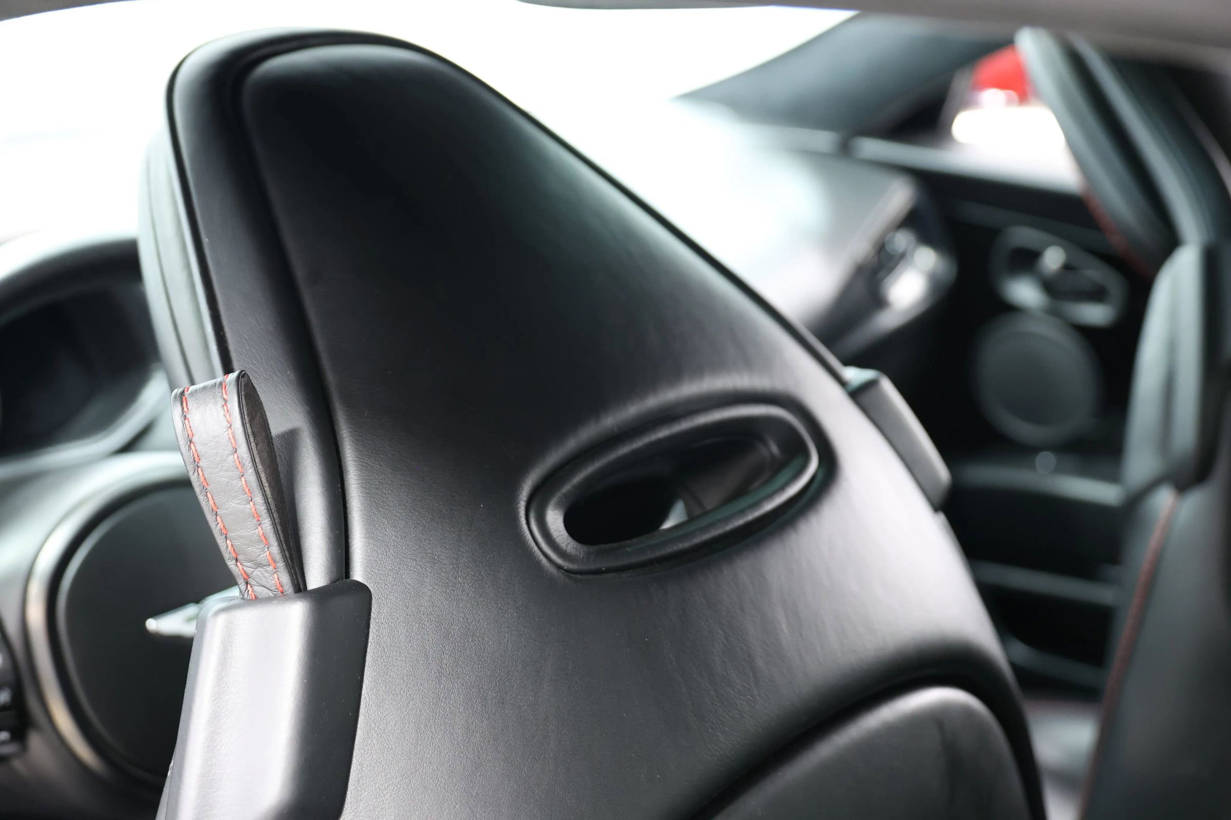 Used 2018 Aston Martin DB11 V12 image 45