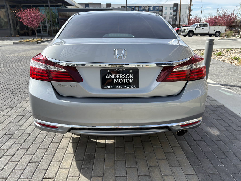 Used 2017 Honda Accord LX image 9