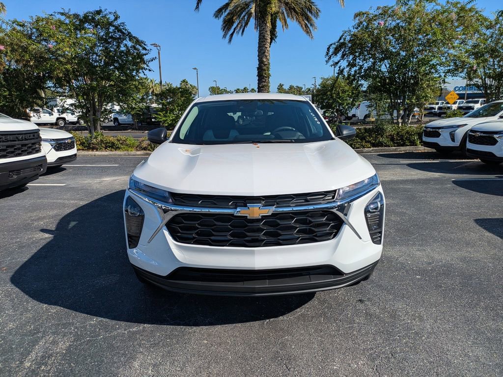 New 2026 Chevrolet Trax LS w/ Driver Confidence Package image 9