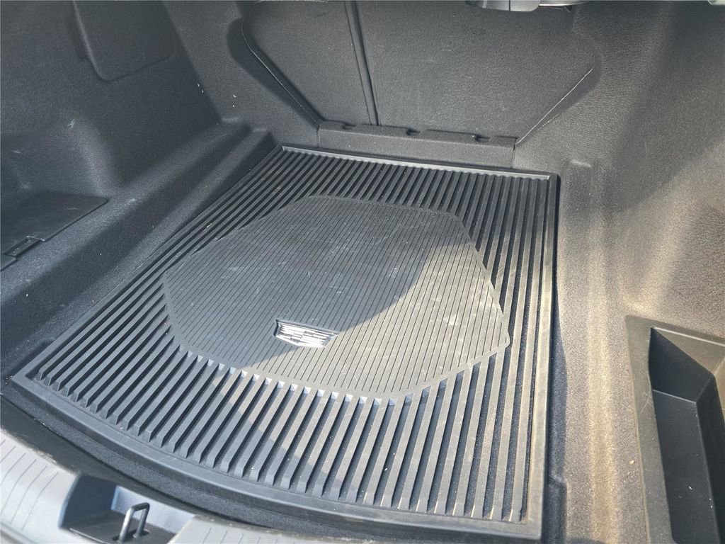 Used 2023 Cadillac CT5 V w/ Premium Package image 26