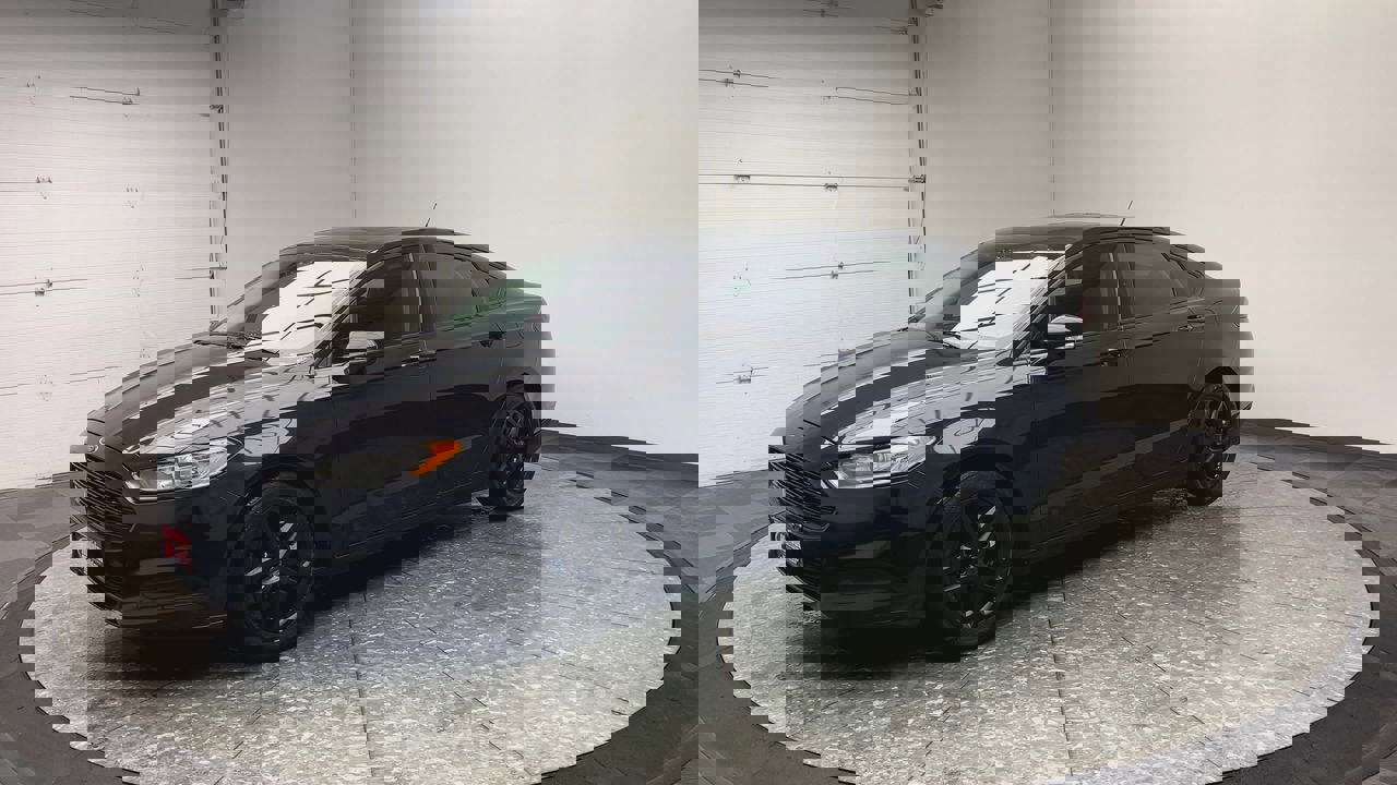 Used 2013 Ford Fusion SE image 30