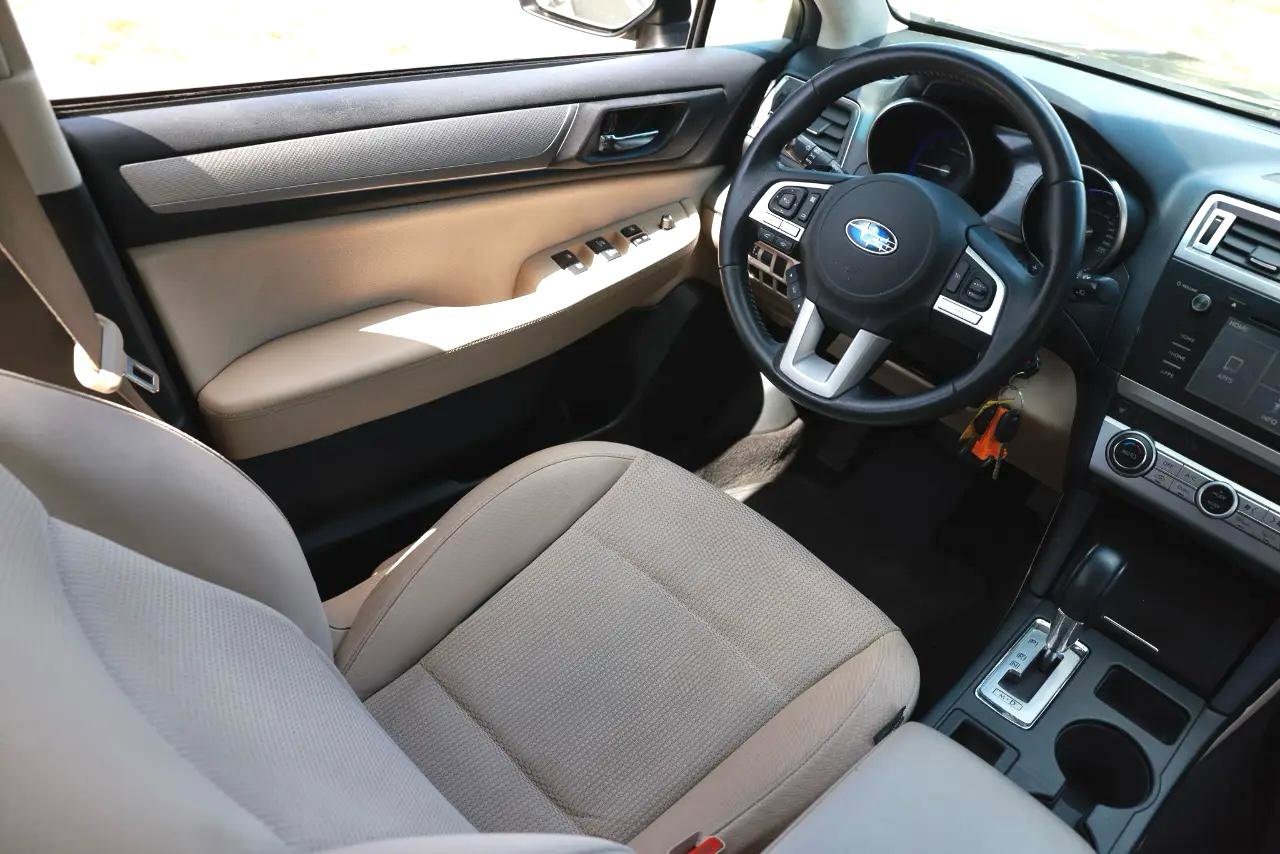 Used 2015 Subaru Outback 2.5i Premium AWD/4WD image 16