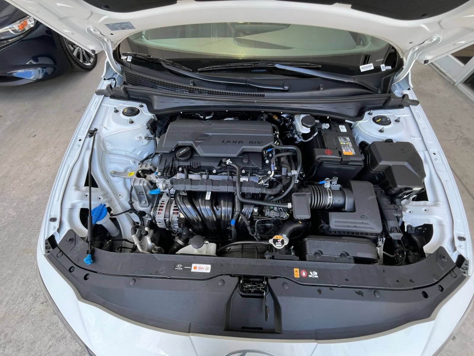 Used 2026 Hyundai Elantra Sport FWD image 31