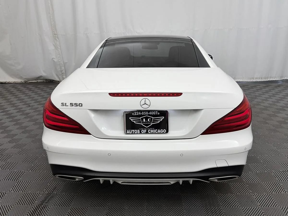 Used 2017 Mercedes-Benz SL 550 image 10