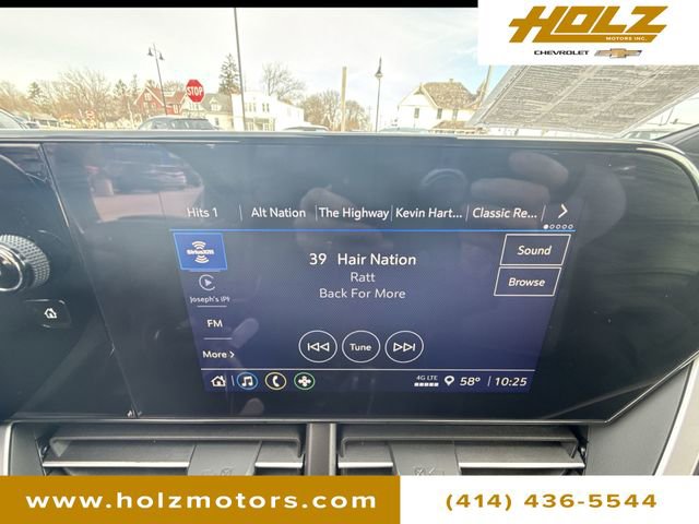 Certified 2024 Chevrolet Trax RS w/ Driver Confidence Package image 13