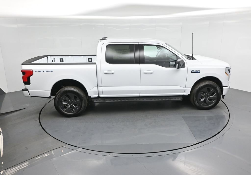 New 2025 Ford F150 Lightning Flash image 38
