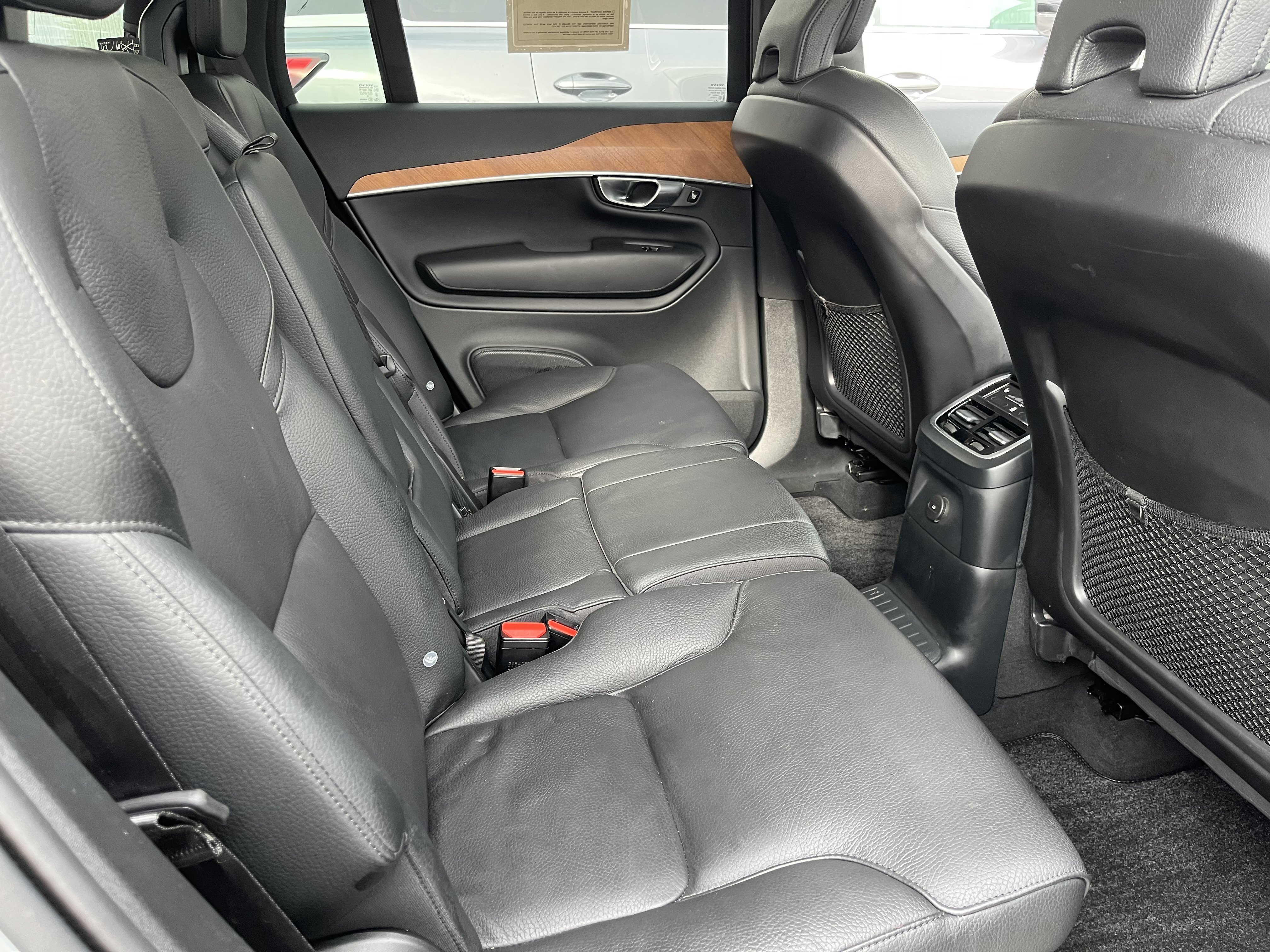 Used 2024 Volvo XC90 T8 Plus w/ Protection Package Premier AWD/4WD image 21