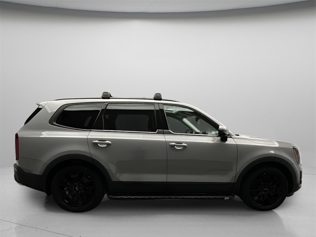 Used 2022 Kia Telluride SX w/ SX Prestige Package image 8