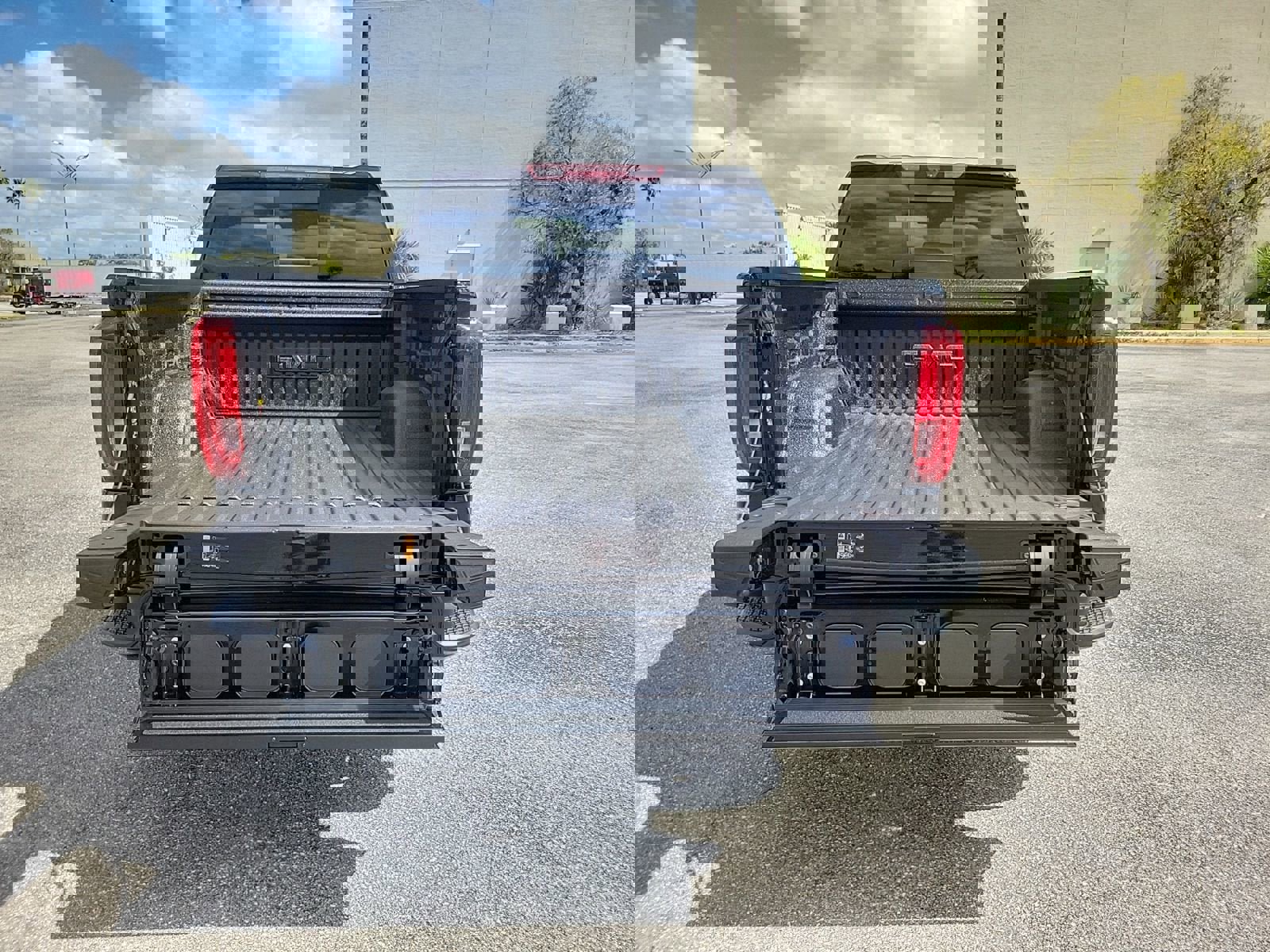 New 2026 GMC Sierra 1500 Denali w/ Denali Reserve Package image 13