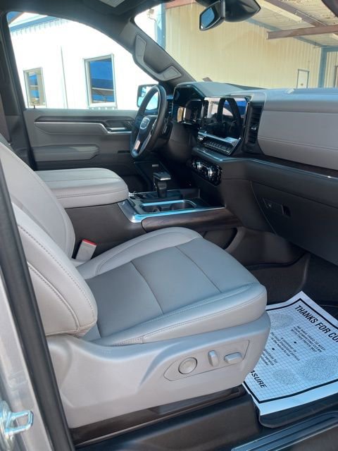 Used 2023 GMC Sierra 1500 SLT image 11