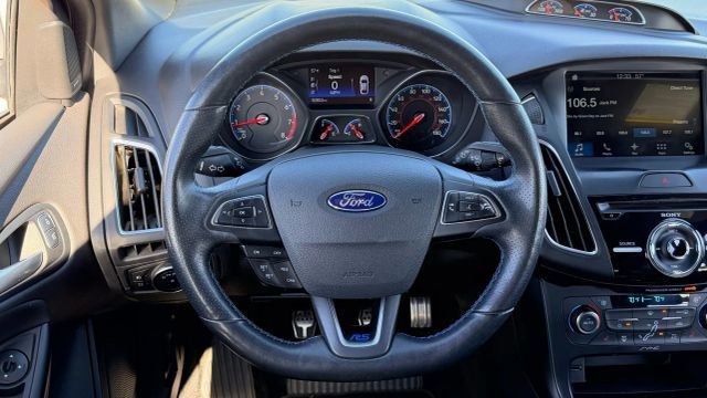 Used 2017 Ford Focus RS image 29