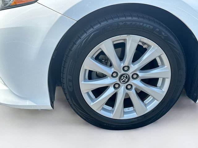 Used 2018 Toyota Camry LE FWD image 34