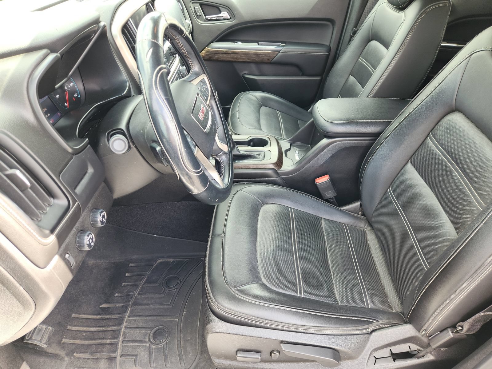 Used 2020 GMC Canyon Denali AWD/4WD image 16