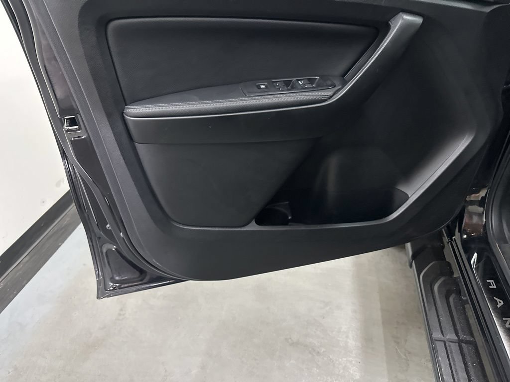 Used 2019 Ford Ranger Lariat w/ Black Appearance Package AWD/4WD image 38