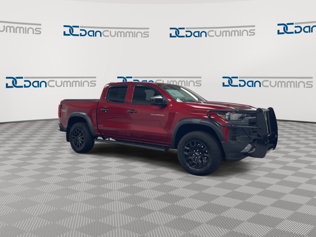 Used 2026 Chevrolet Colorado Trail Boss AWD/4WD image 2