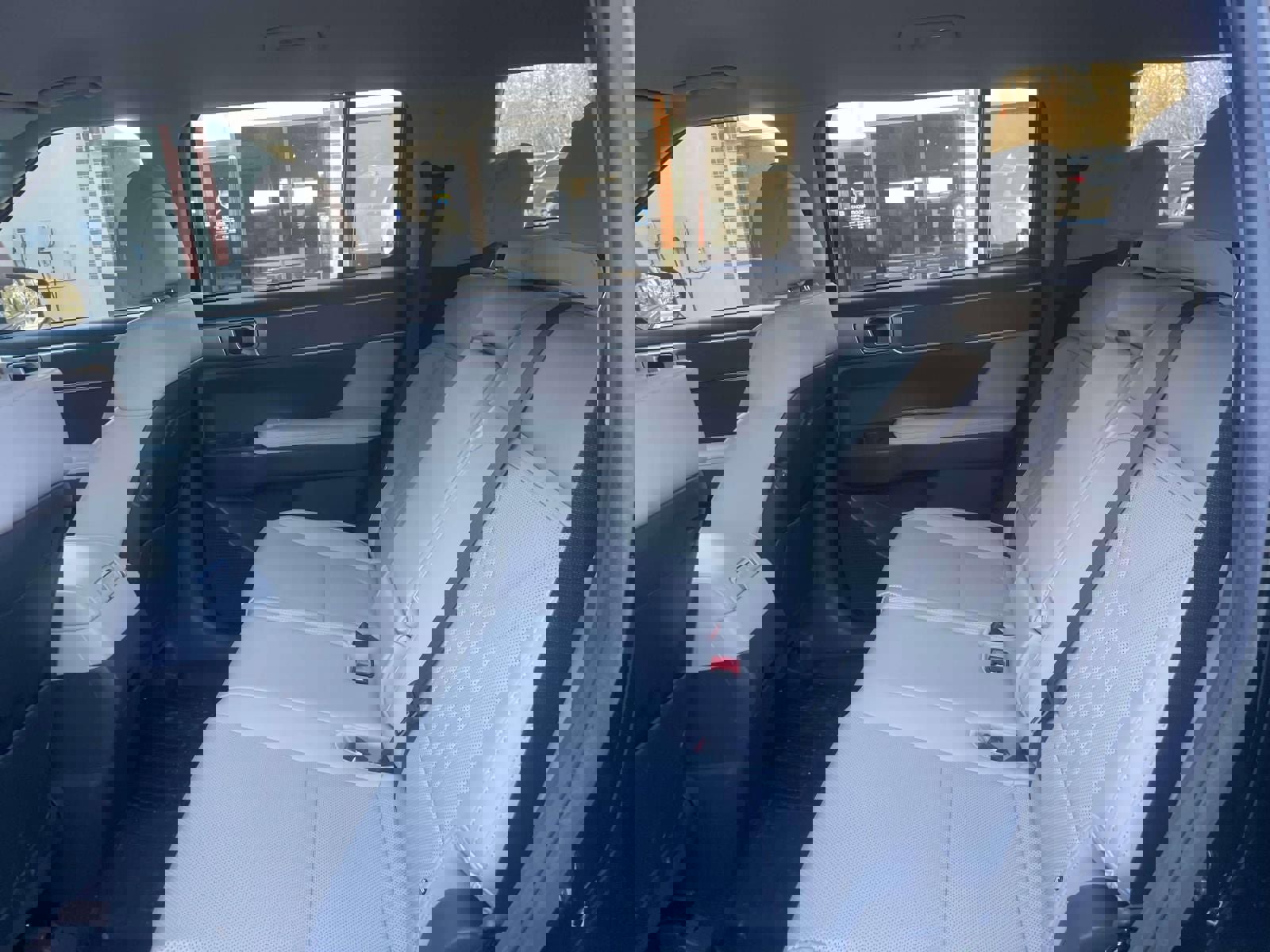 Used 2025 Hyundai Santa Fe SEL image 12