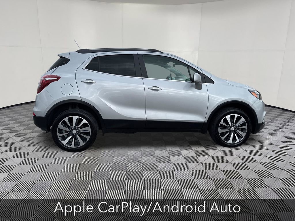 Used 2022 Buick Encore Preferred AWD/4WD image 7