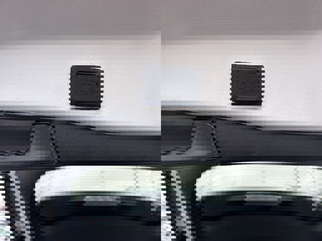 Used 2023 Toyota RAV4 XLE image 16