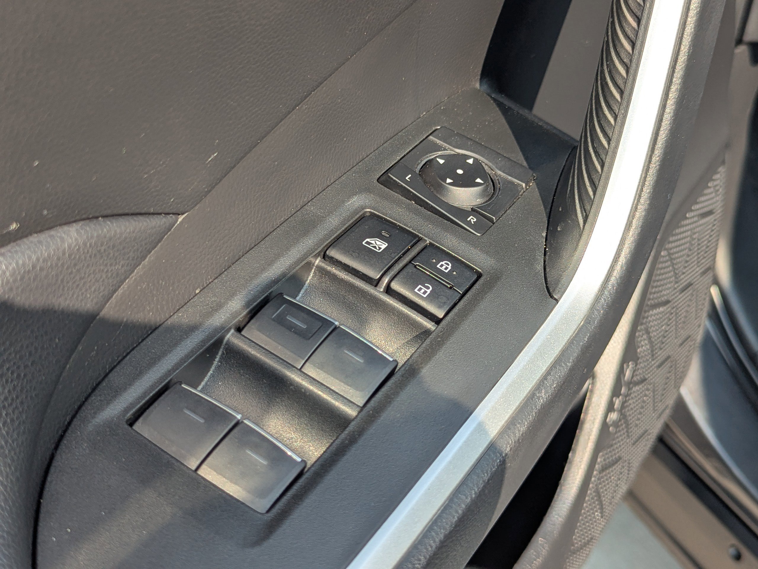 Certified 2024 Toyota RAV4 XLE w/ Convenience Package image 14