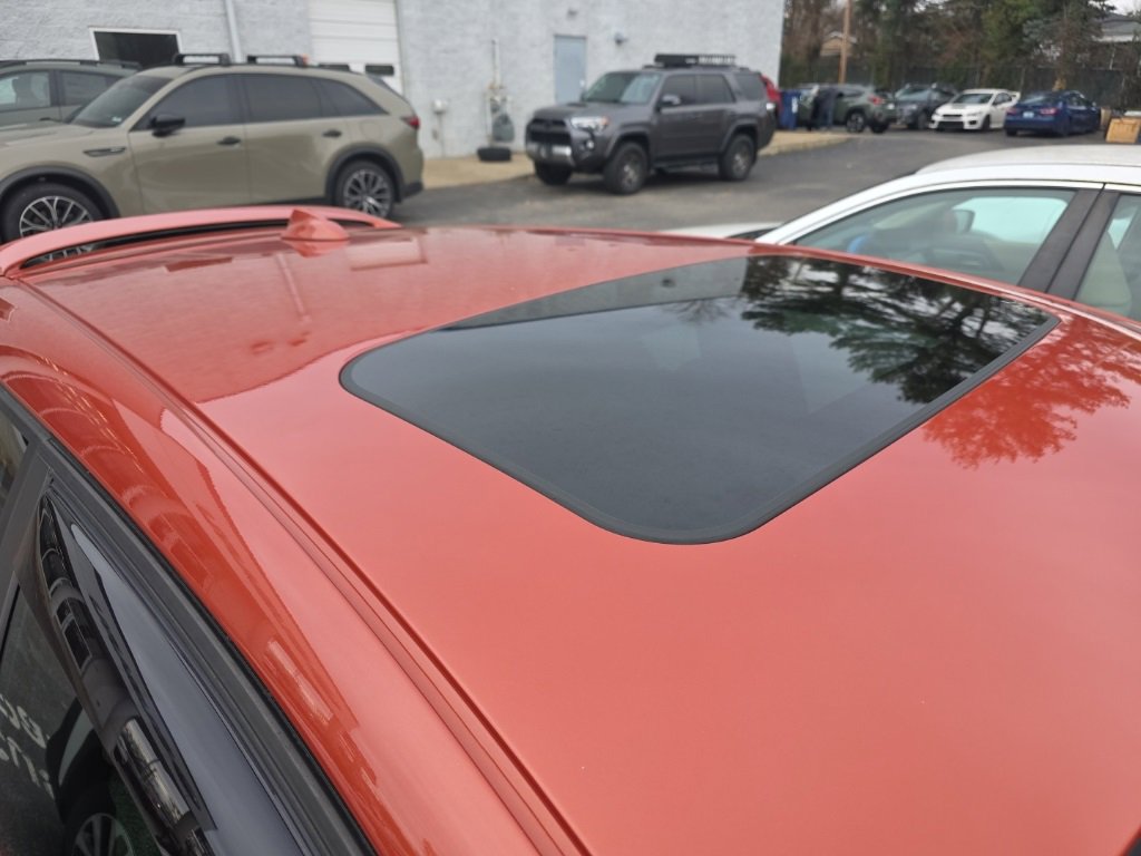 Used 2013 Volvo C30 T5 R-Design image 3