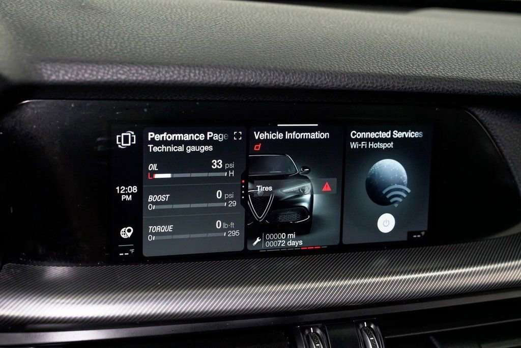 Used 2023 Alfa Romeo Stelvio Veloce image 16